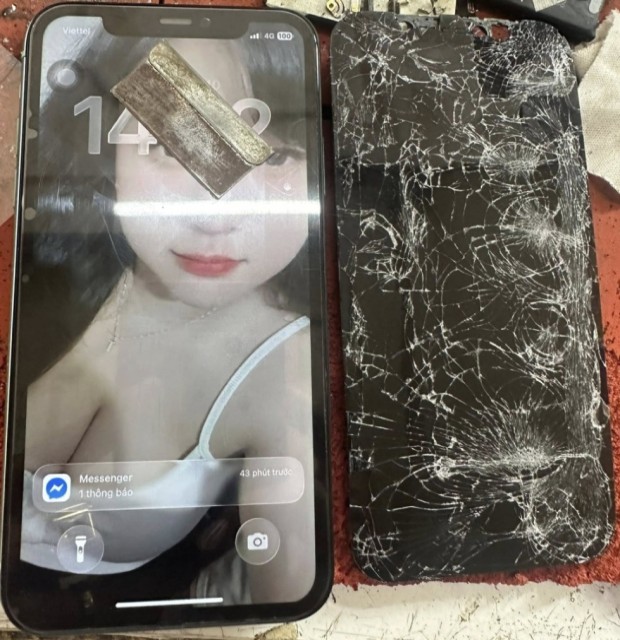Sửa điện thoại iPhone hư màn hình